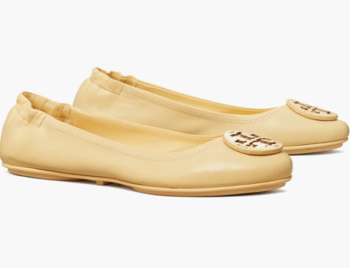 Minnie Travel Ballet Flats