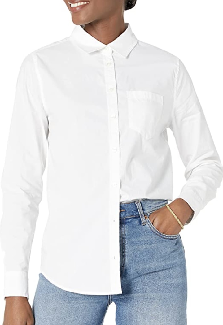 Classic-Fit Long-Sleeve Button-Down Poplin Shirt