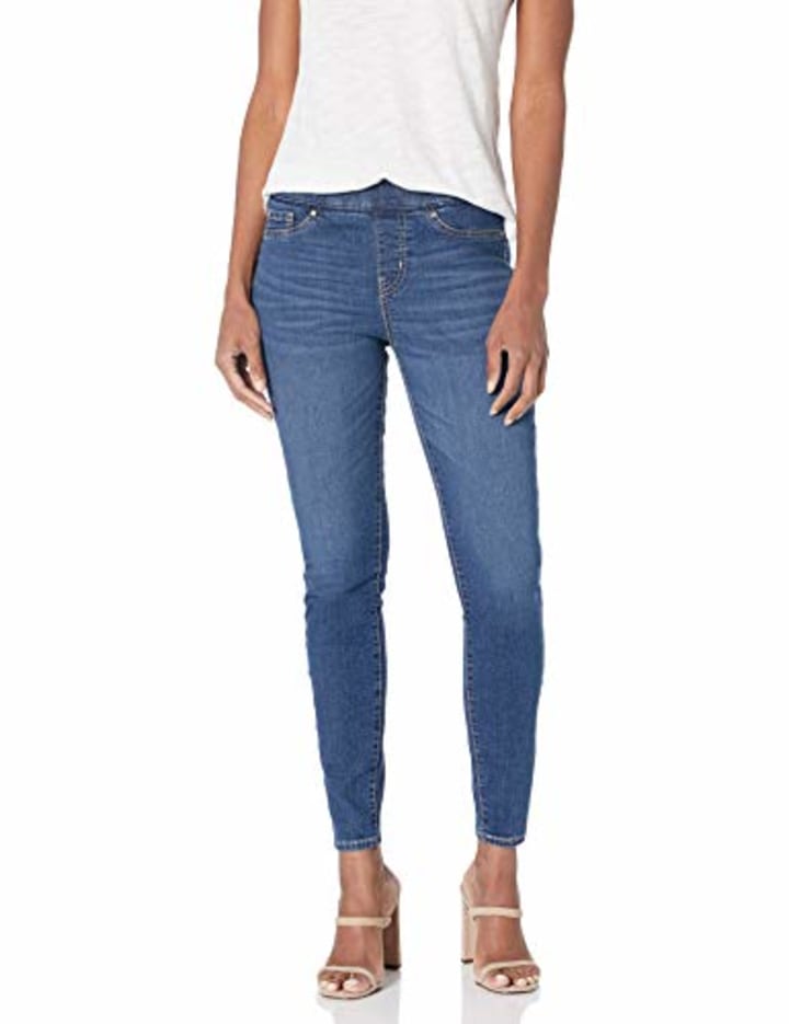 Levi's perfectly slimming pull on skinny jeans best sale