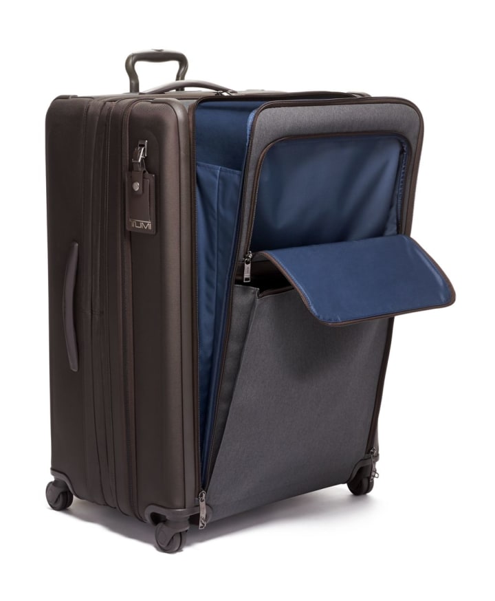 Alpha 3 Extended Trip Expandable 4-Wheeled Packing Case Suitcase 