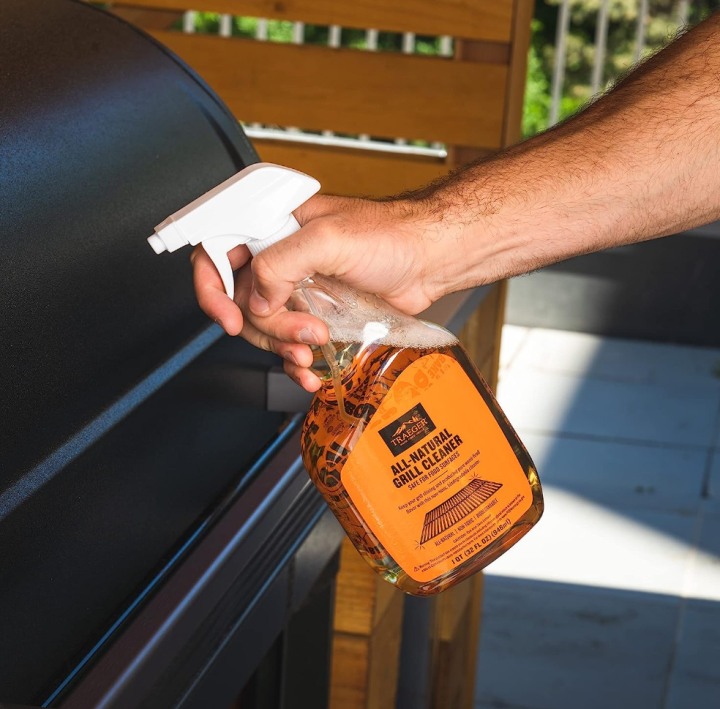 All-Natural Grill Cleaner