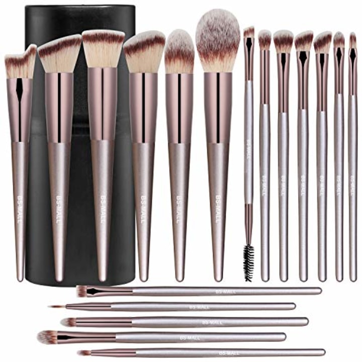 Makeup Brushes (Set of 18)