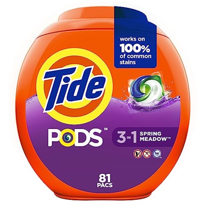 Tide pods laundry detergent