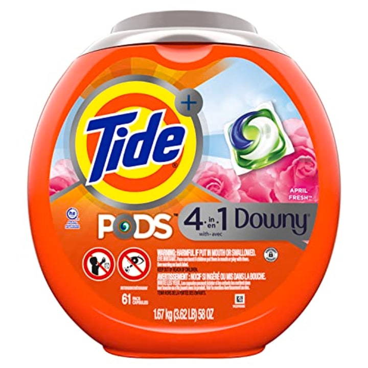 Downy 4-in-1 Laundry Detergent Soap Pods 