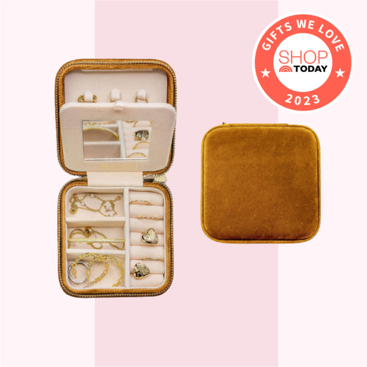 Benevolence LA Velvet Travel Jewelry Storage Box