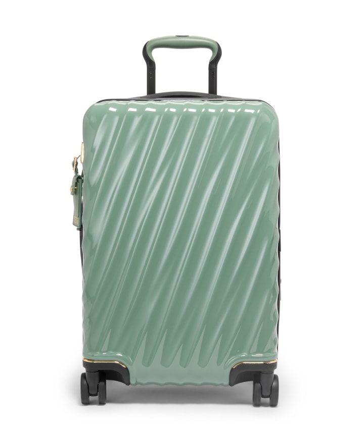 Tumi 19 Degrees International Expandable 22-Inch Spinner Carry-On Bag