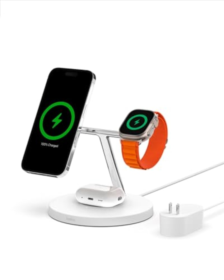Belkin MagSafe 3-in-1 Wireless Charging Stand