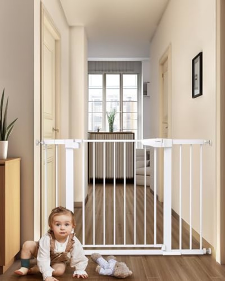 Mom's Choice Awards Winner Baby Gate for Stairs
