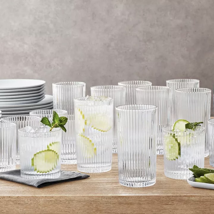 16-Piece Fluted Crystal Drinkware Set