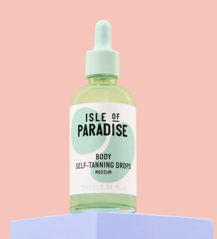 Isle of Paradise's new oil mist is on sale right now