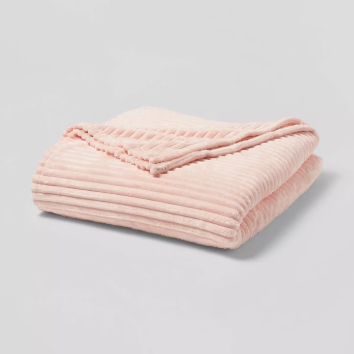 Room Essentials Ribbed Plush Bed Blanket