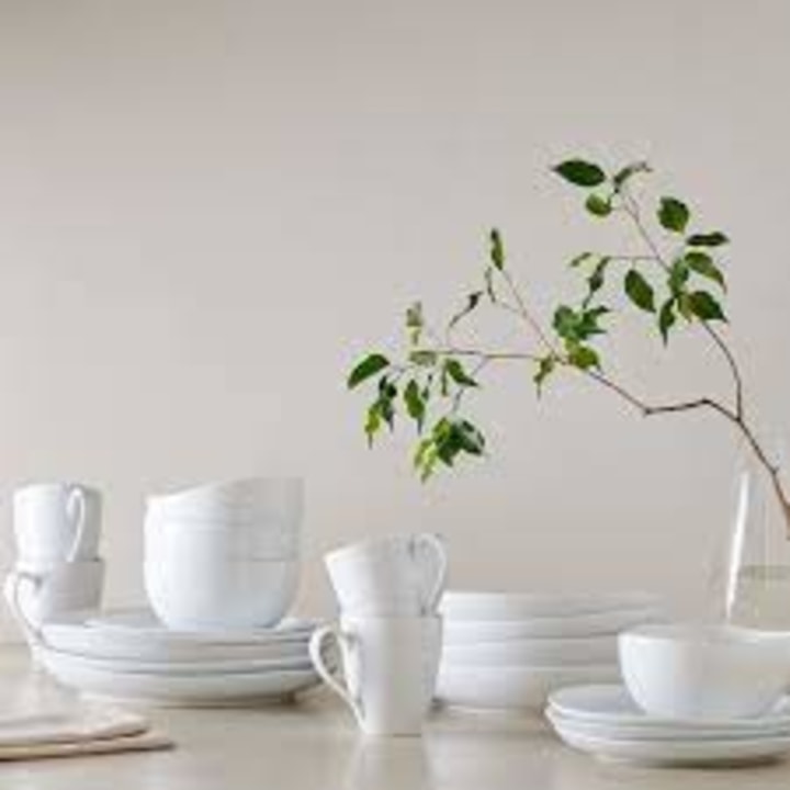 West Elm Organic Porcelain 16-Piece Dinnerware Set