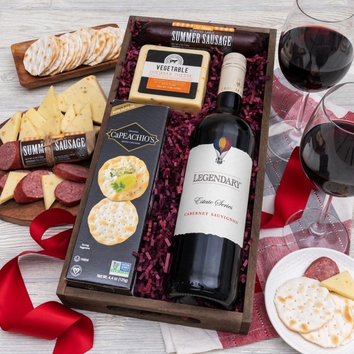 Red Wine Countryside Gift Crate