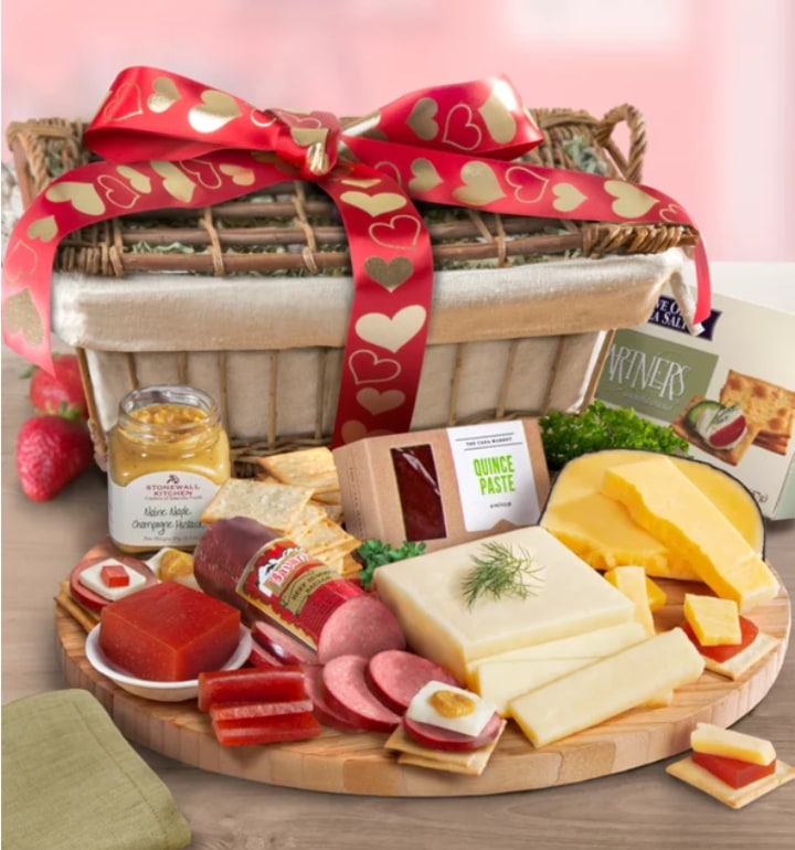 1800Baskets cheese gift basket