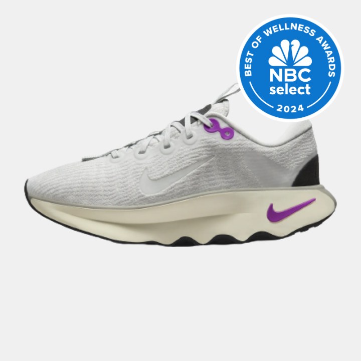 Nike Motiva Walking Shoe