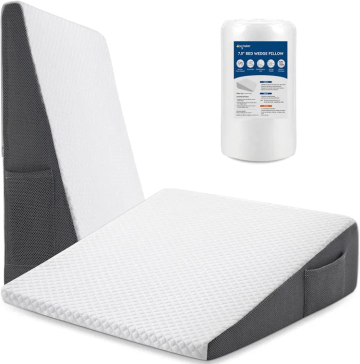 Cozymaker Bed Wedge Pillow