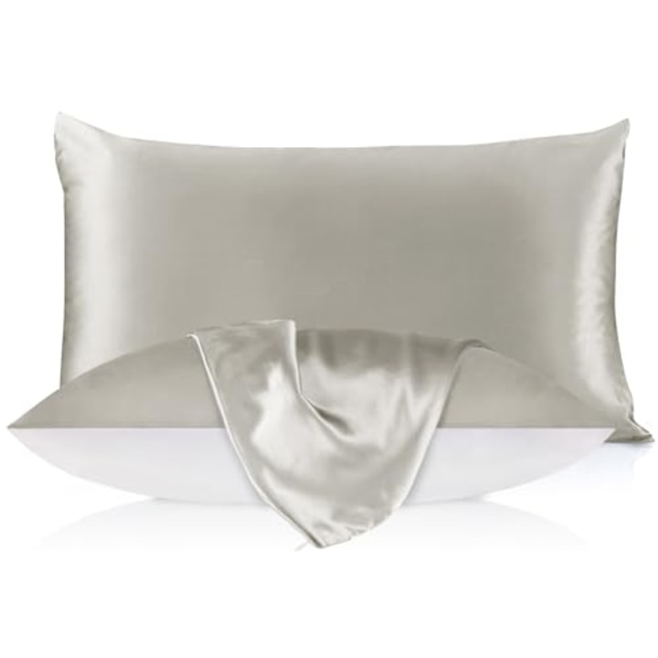 Slip Zippered Pillowcase Review 2024 - Forbes Vetted