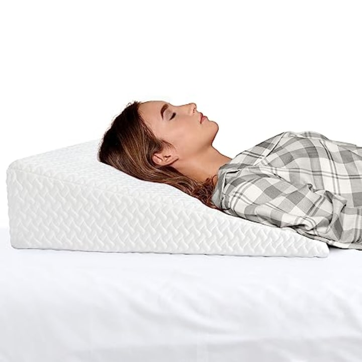 Milliard Wedge Pillow