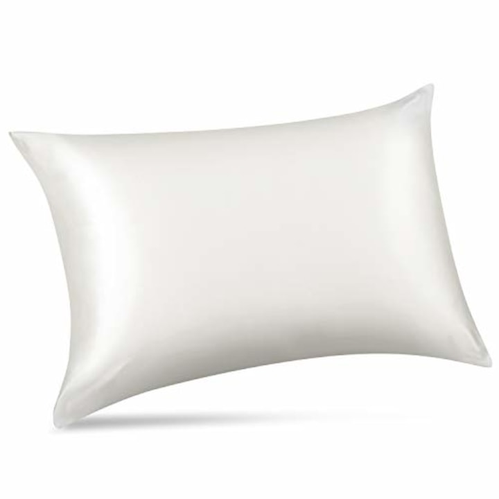 7 Best Silk Pillowcases 2024 Reviewed