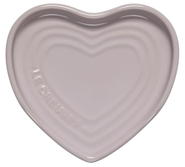 Le Creuset Stoneware Heart-Shaped Spoon Rest