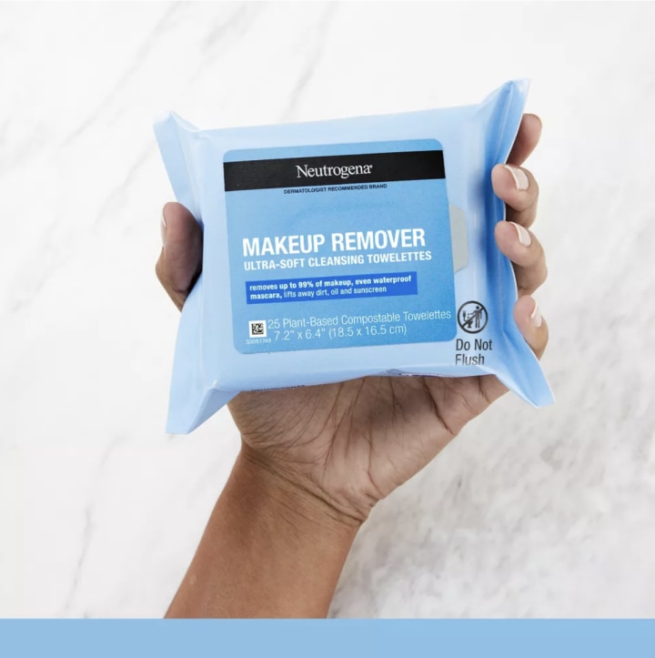 Facial Cleansing Makeup Remover Wipes