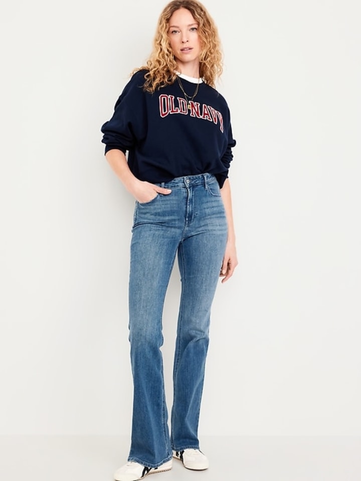 12 best bell-bottoms and flare jeans to add to your wardrobe