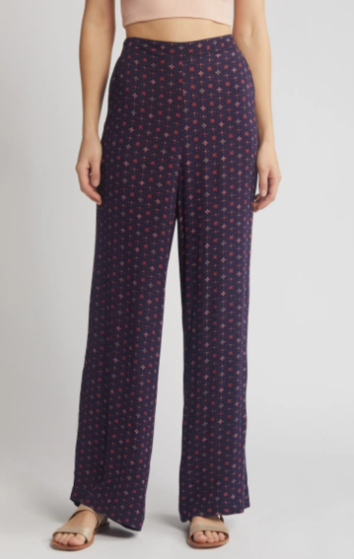 Bobeau Print Wide Leg Pull-On Pants