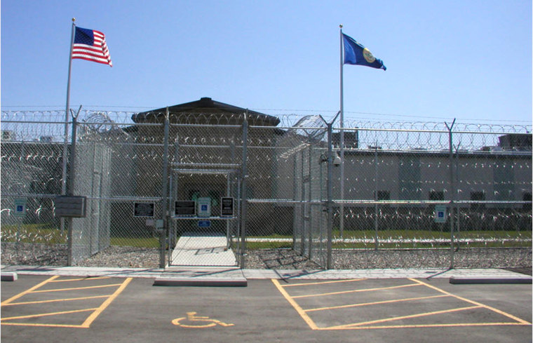 Image: Two Rivers Detention Facility front gate