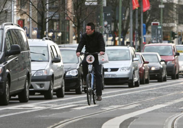 Image: Berlin bike commuter