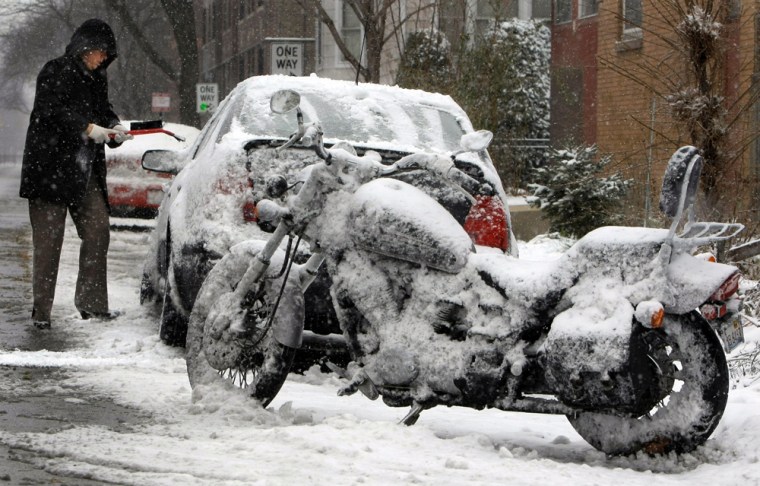 Image: Snow-covered motorcycle in Chicago