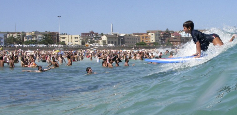 Image: surfing in Sydney