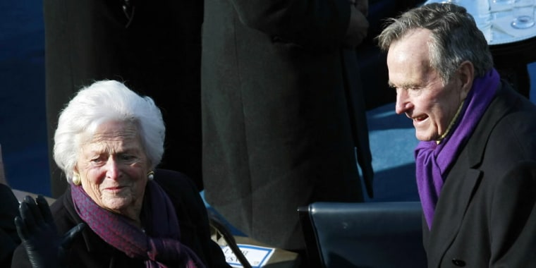 Former president George H.W. Bush and wife Barbara Bush arrive at the inauguration of Barack Obama on the West Front of the U.S. Capitol in Washington Tuesday, Jan 20, 2009. (AP Photo/Win McNamee, Pool)
