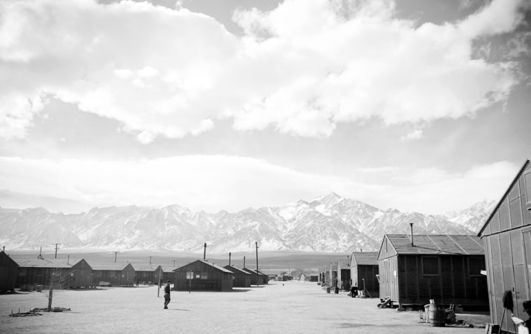 Image: Japanese-Americans internment camps at Manzanar in the California desert.
