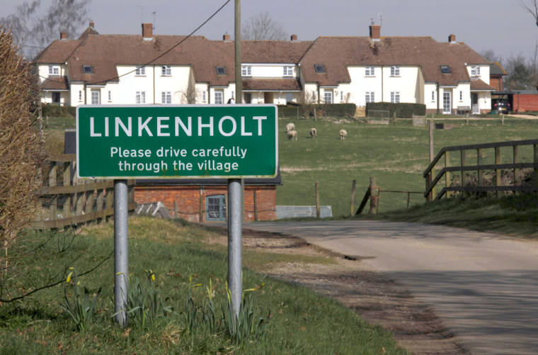 Image: Village of Linkenholt in southern England