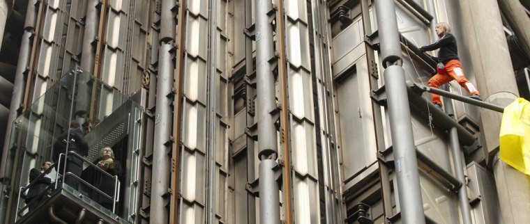 Image: French extreme climber Alain Robert