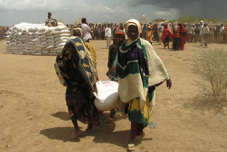 Image: food aid in Somalia