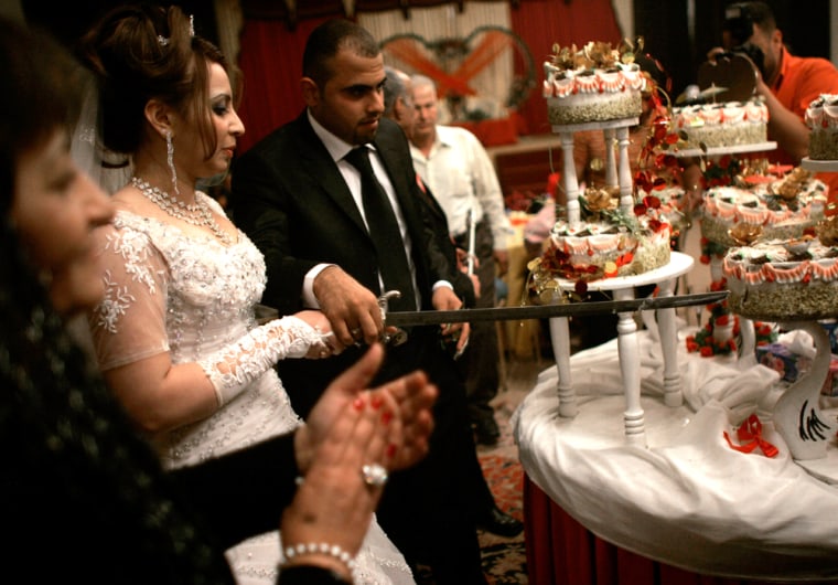 Image: Iraq wedding boom
