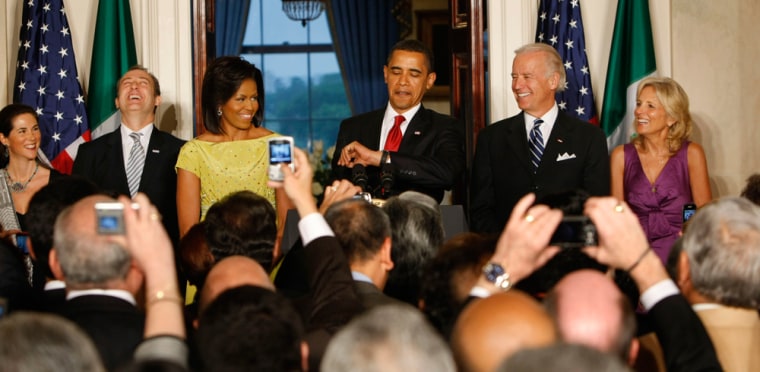 Image: Barack Obama, Michelle Obama, Joe Biden, Jill Biden, Arturo Sarukhan, Veronica Valenca-Sarukhan