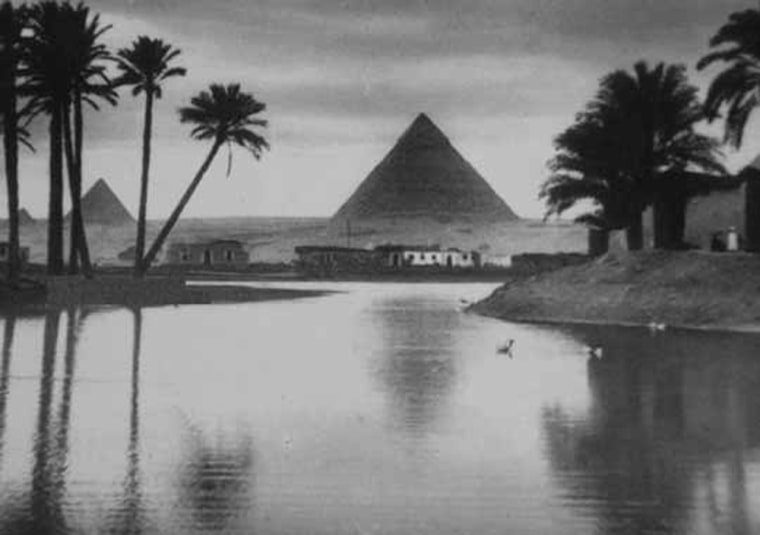 Image: Egyptian pyramid from the photo collection of Lord Carnarvon.
