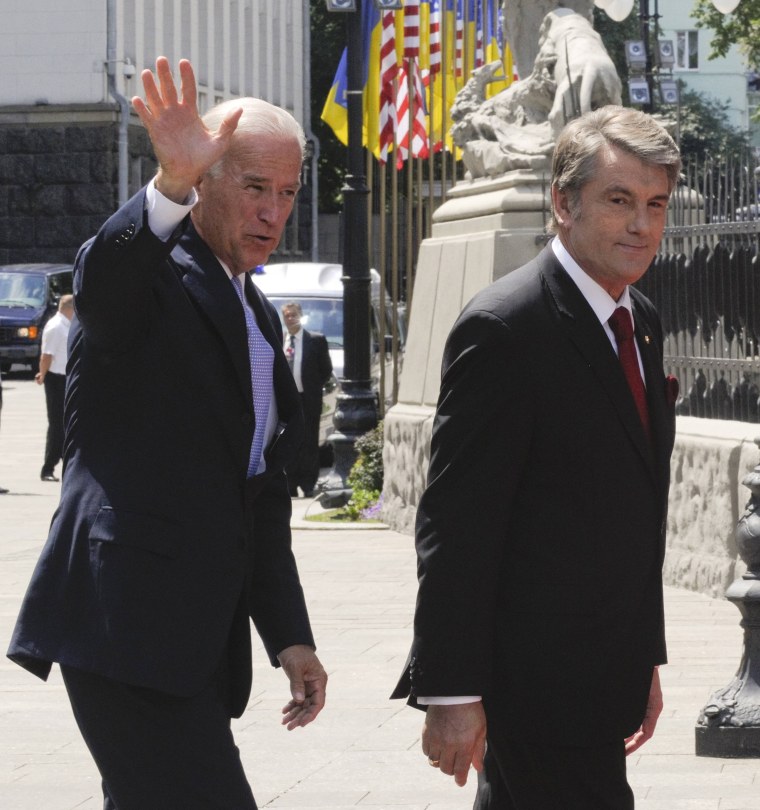 Image: Joe Biden, Viktor Yushchenko