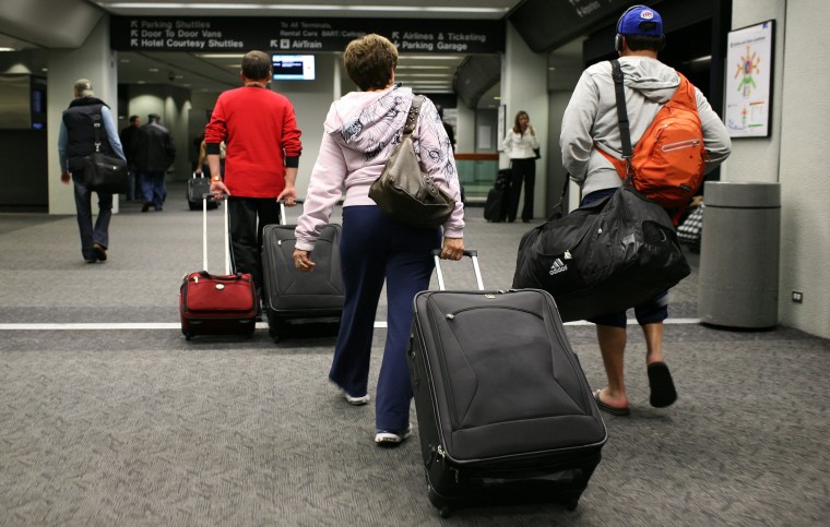 Image: Economic Downturn Causes Drop In Thanksgiving Travel, AAA Reports