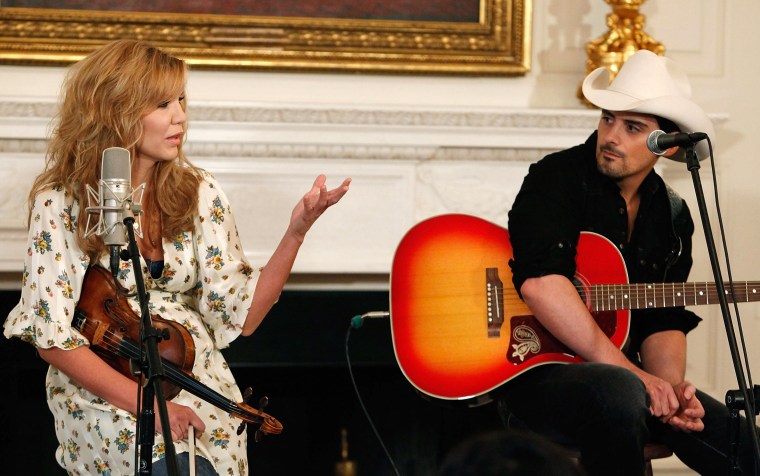 Image: Alison Krauss, Brad Paisley at White House