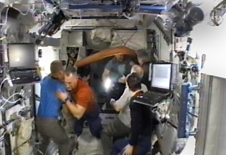 Image: shuttle greeting