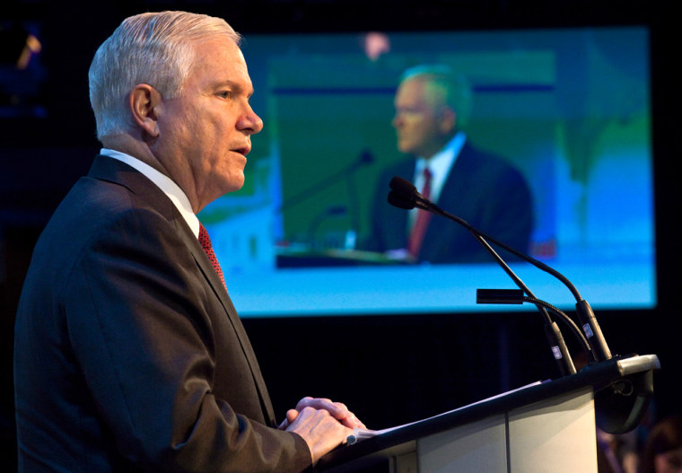 Image: US Secretary of Defense Robert Gates speaks to the audience at the start of the Halifax International Security Forum in Halifax