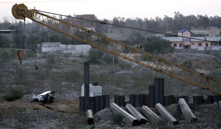 New Egypt-Gaza steel barrier angers Hamas