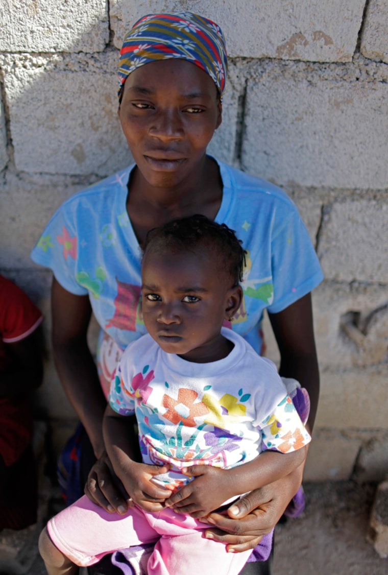 Image: Haitian woman and daughter