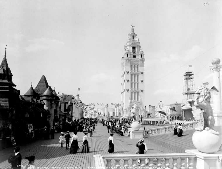 Coney Island's Dreamland amusement park in 1904.