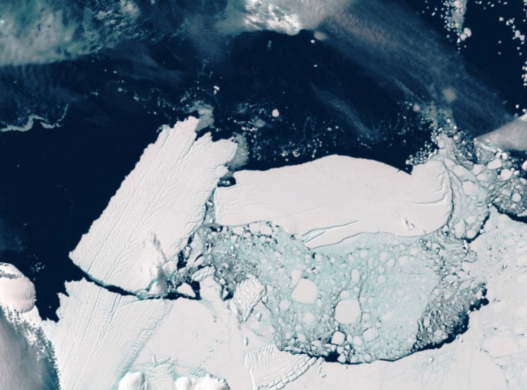 Image: Iceberg known as B9B