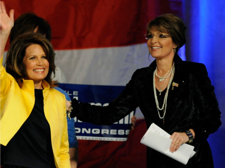 Palin backs Bachmann at Minnesota rally