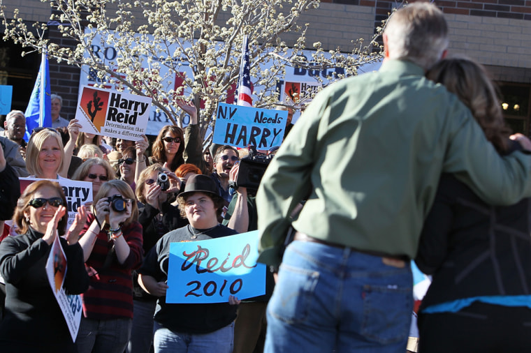 Image: Sen. Harry Reid Embarks On Bus Tour Throughout His Home State Nevada